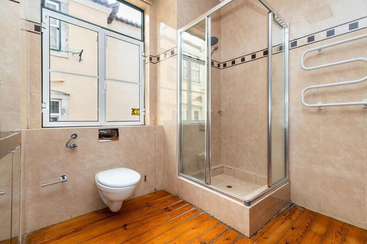 Charming 2 Bedroom Apartment Next To Praca Da Figueira Lissabon Buitenkant foto