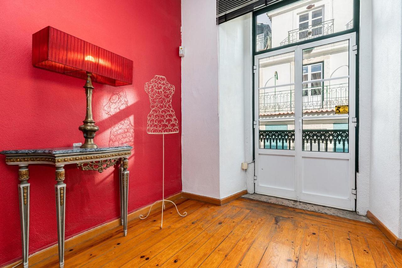 Charming 2 Bedroom Apartment Next To Praca Da Figueira Lissabon Buitenkant foto